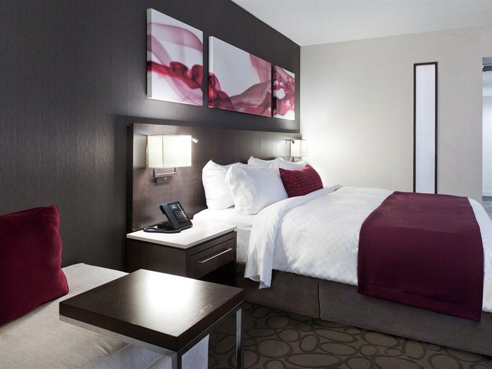 Delta Hotels By Marriott Fredericton Eksteriør billede