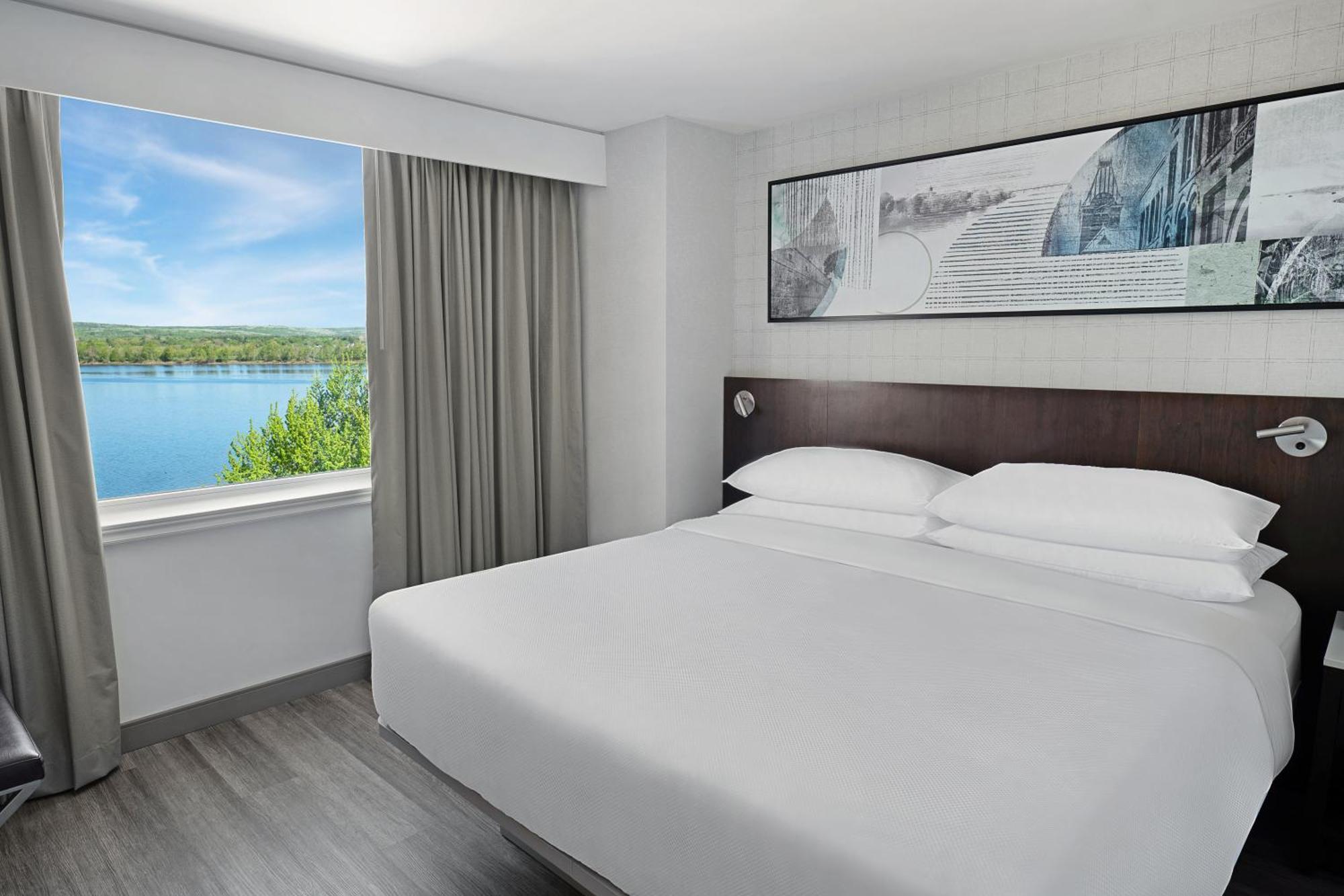 Delta Hotels By Marriott Fredericton Eksteriør billede