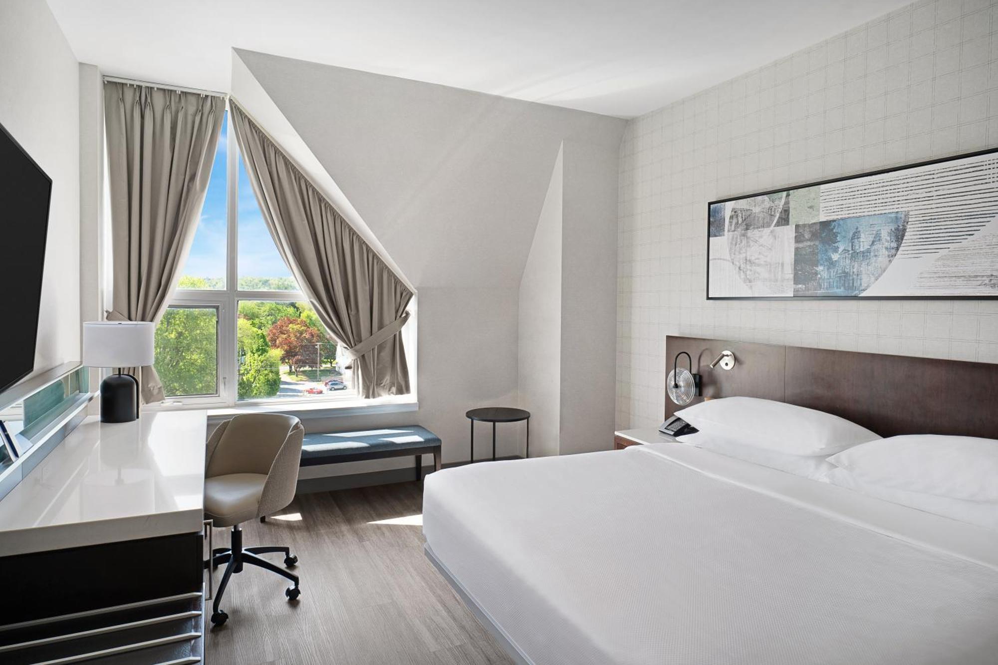 Delta Hotels By Marriott Fredericton Eksteriør billede