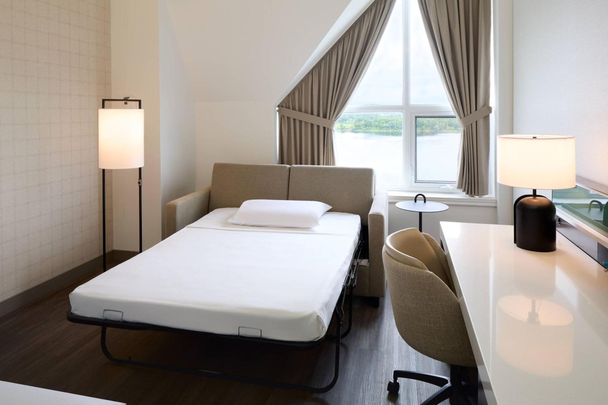 Delta Hotels By Marriott Fredericton Eksteriør billede