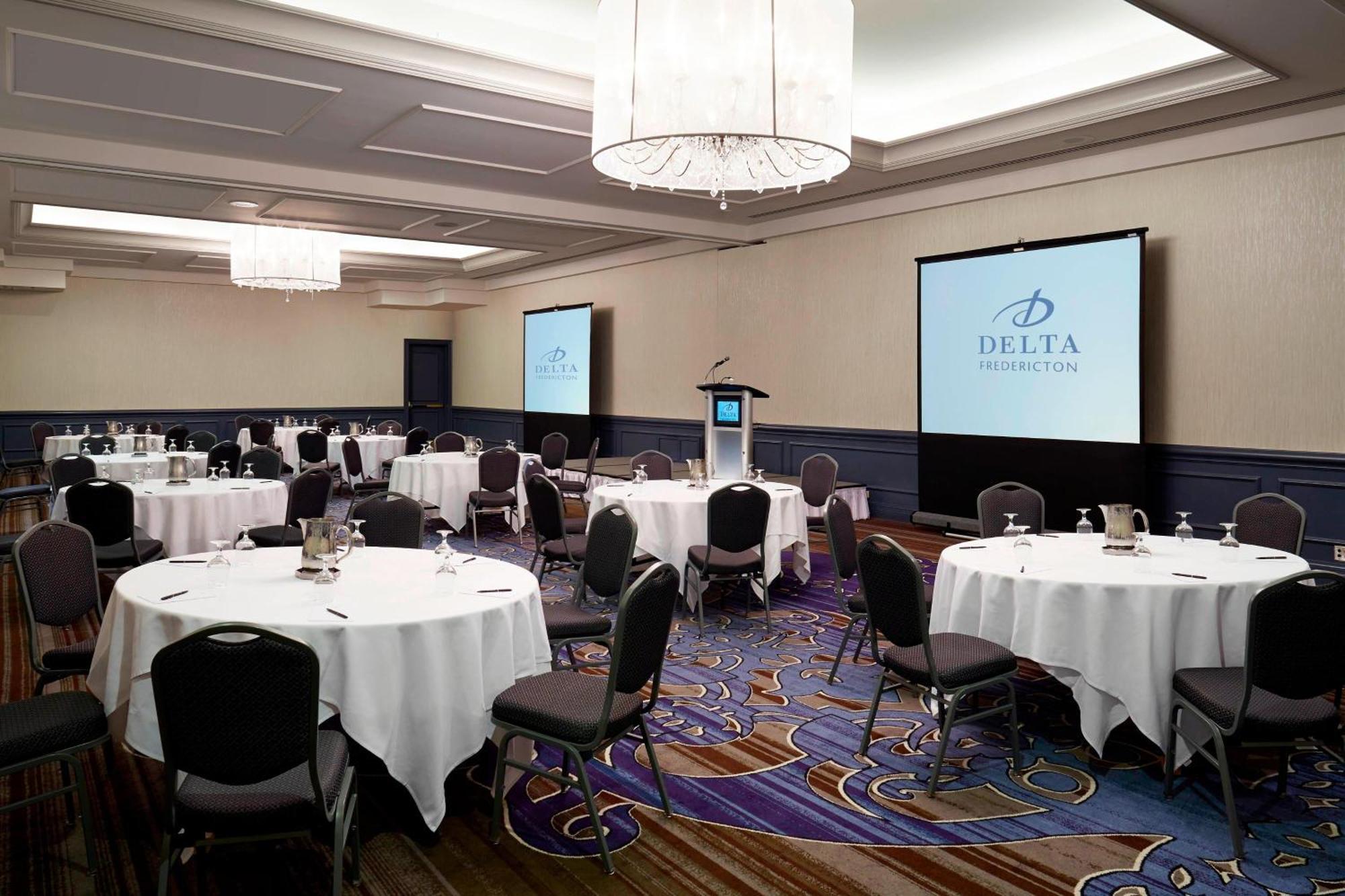 Delta Hotels By Marriott Fredericton Eksteriør billede